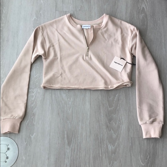 superdown Tops - NWT Superdown- Light pink- crop sweatshirt Sz Xs